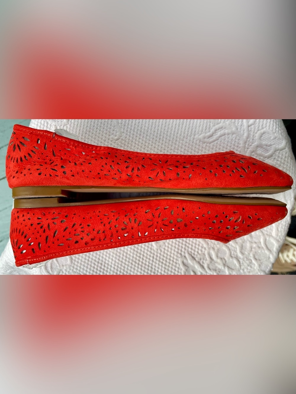 Vintage Target Women’s Orange Laser-Cut Faux Suede Flats Size 6 NWOT - Picture 4 of 7